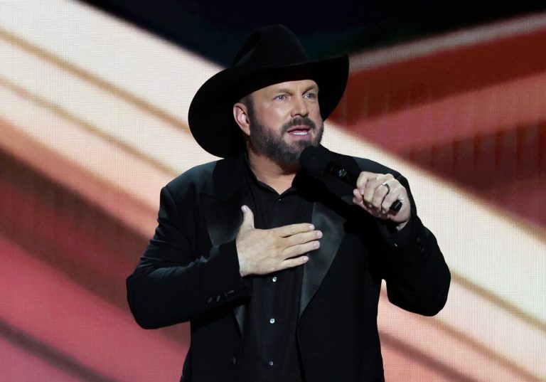 Garth Brooks rape accuser says he ID’d her ‘out of spite’